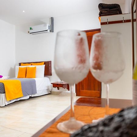 La Zayapa Hotel Puerto Baquerizo Moreno Extérieur photo